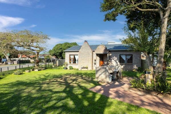 2 Bedroom House in Boesmansriviermond