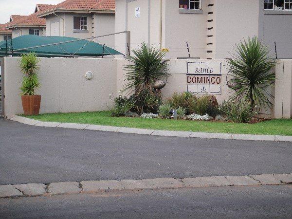 2 Bedroom Apartment in Rynfield