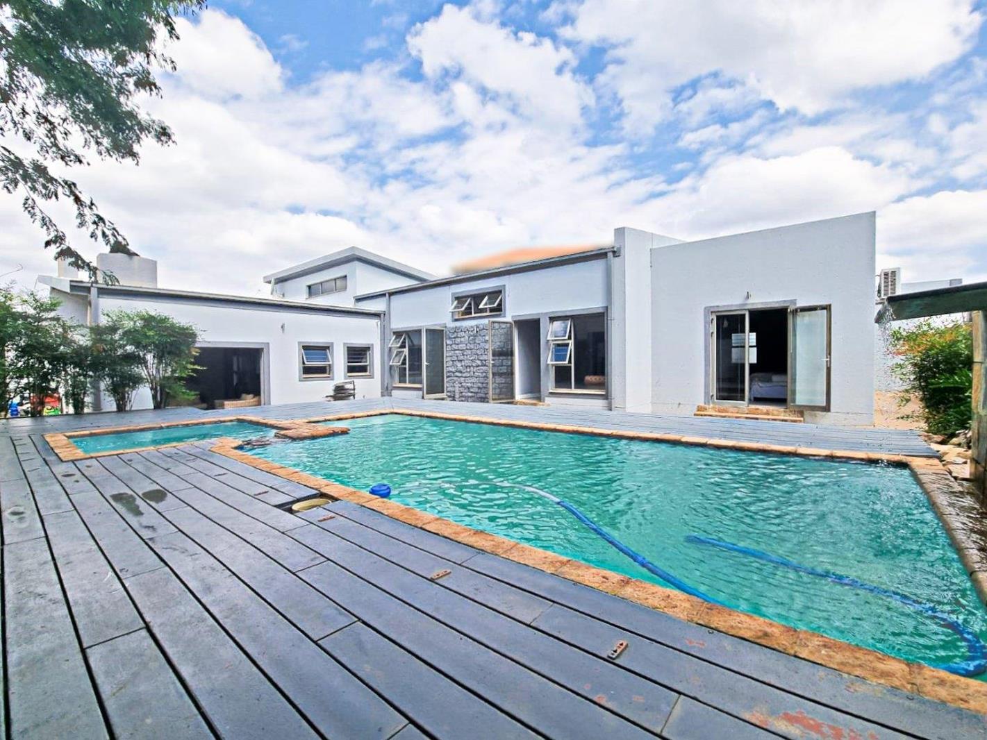 4 Bedroom House in Willow Acres