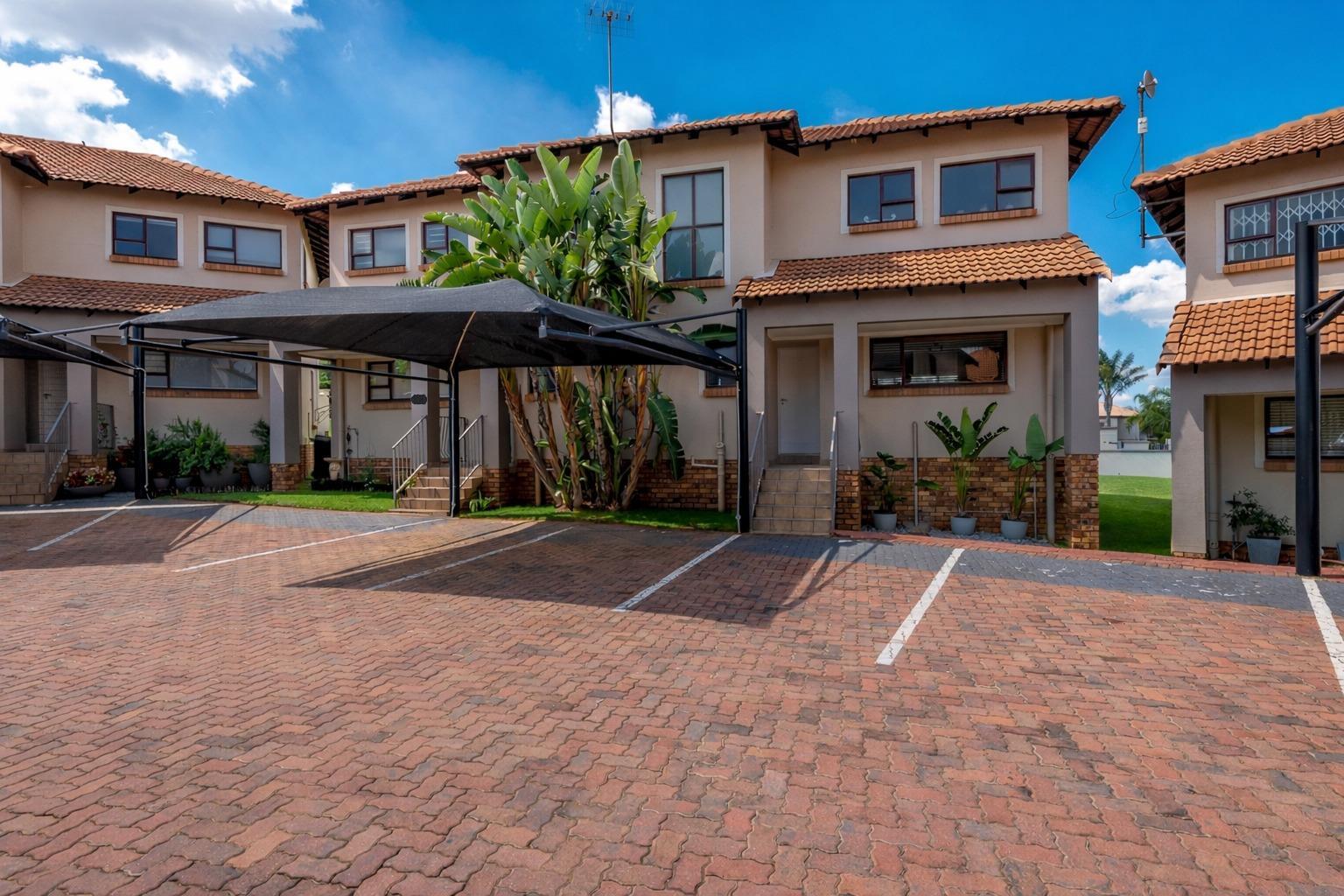 2 Bedroom Townhouse in Glenvista