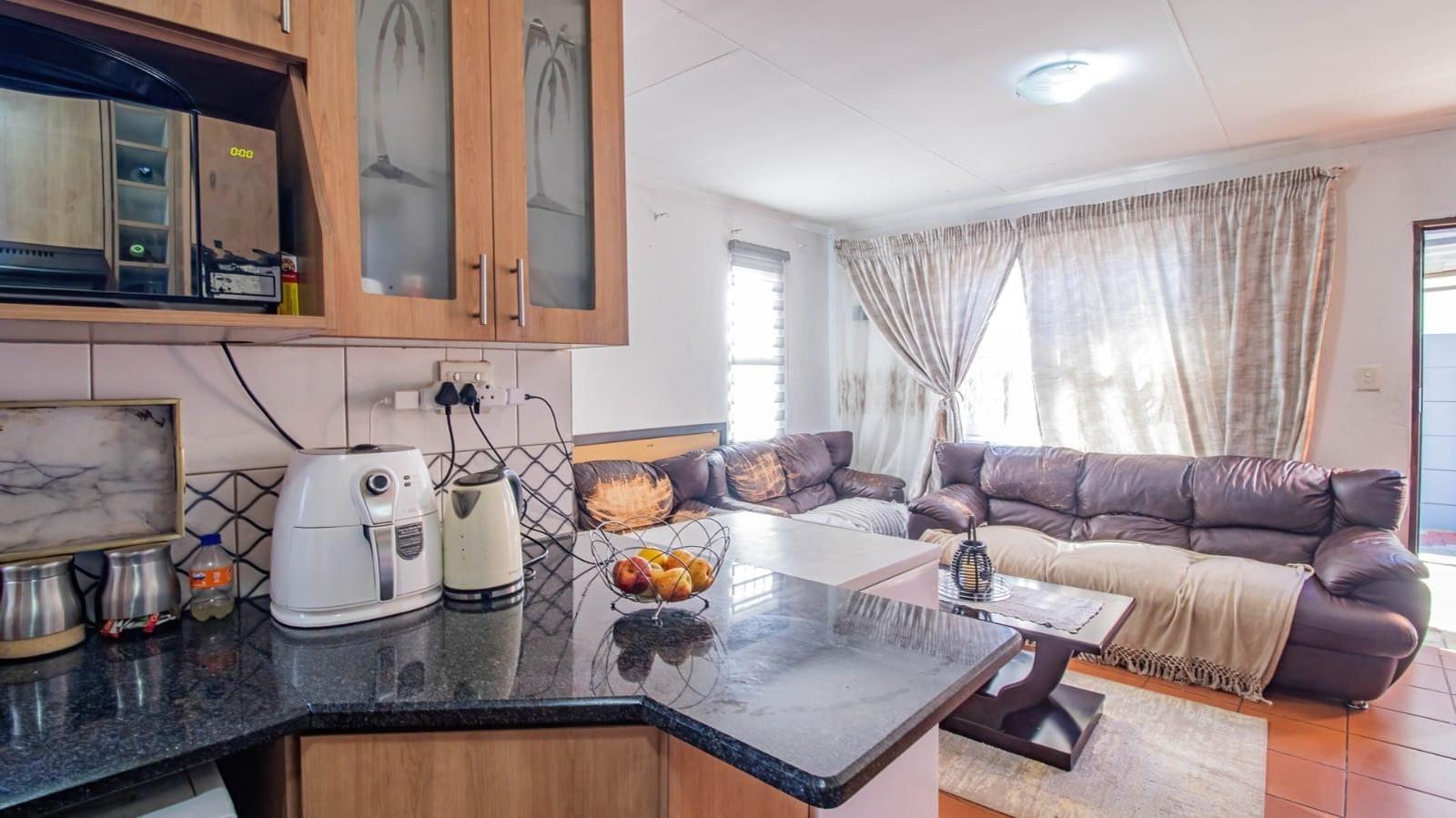 3 Bedroom House in Albertsdal