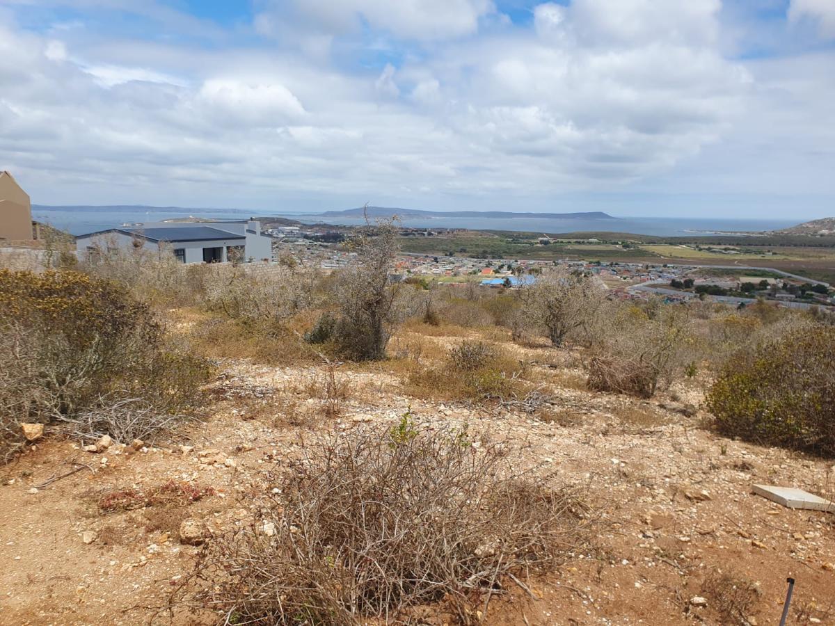 589 m² Land available in Hoogland