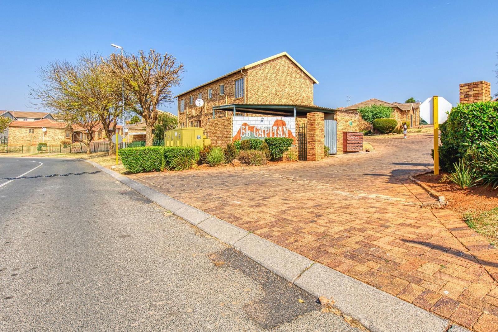 2 Bedroom Apartment in Southcrest