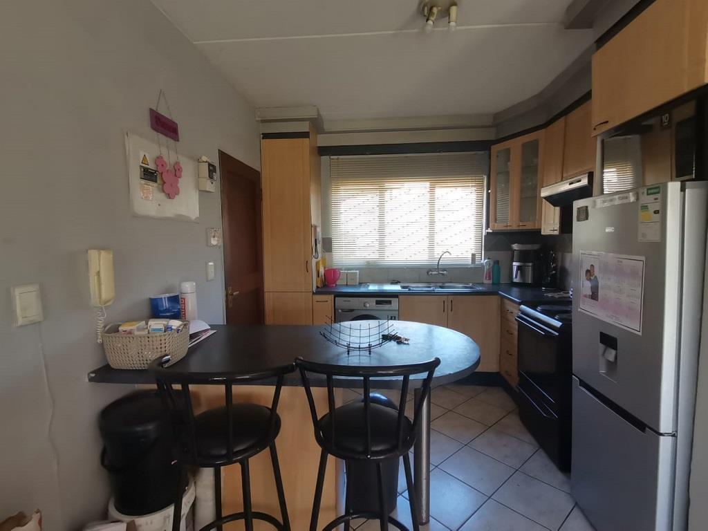 2 Bedroom Townhouse in Mondeor