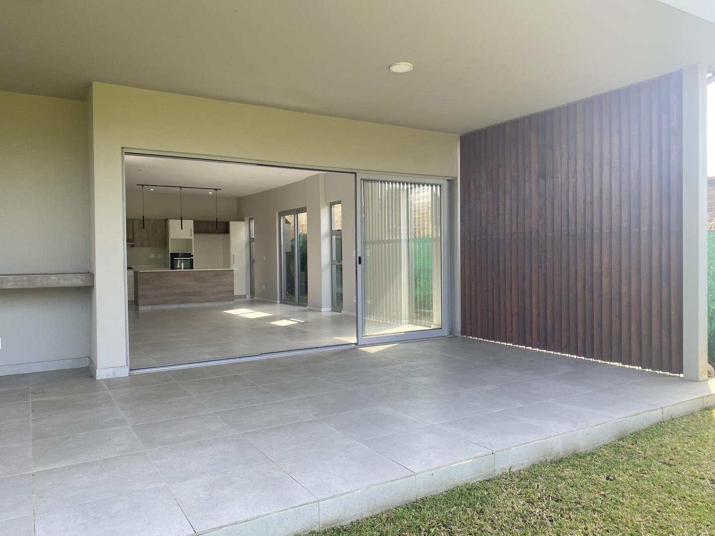 4 Bedroom Townhouse in Palm Lakes Estate