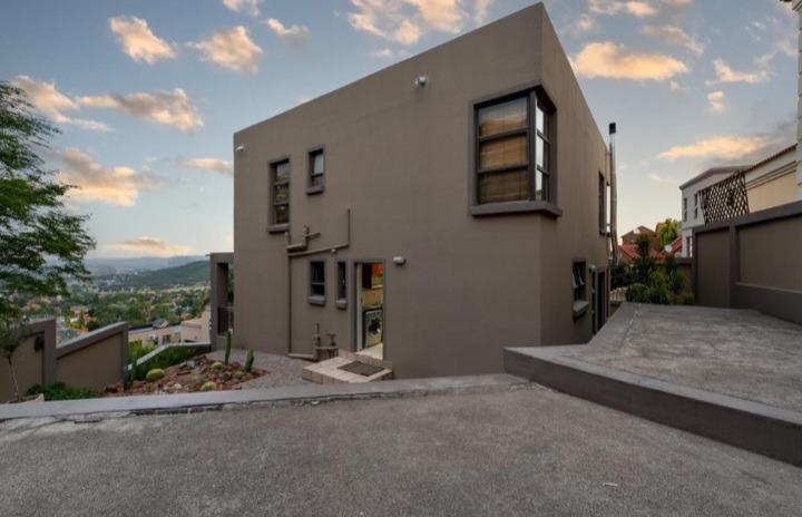 2 Bedroom Townhouse in Bassonia