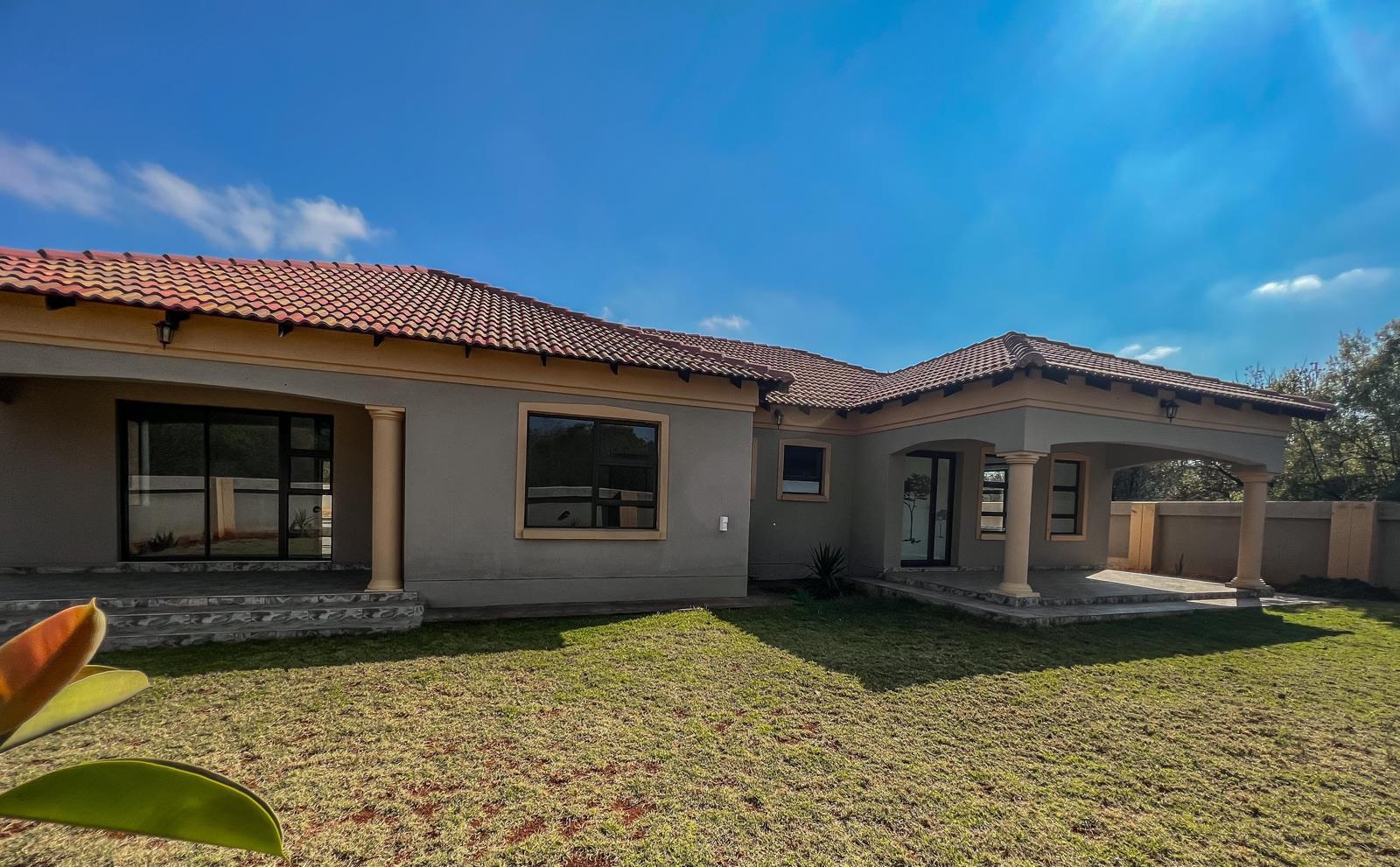 4 Bedroom House in Seasons Lifestyle Estate