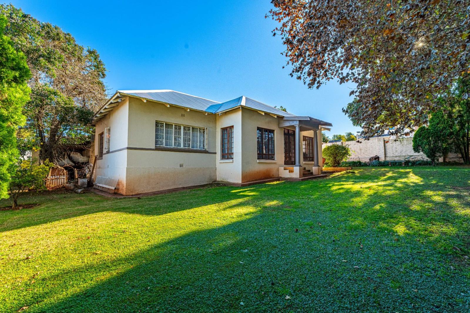 2 Bedroom Simplex in Linden