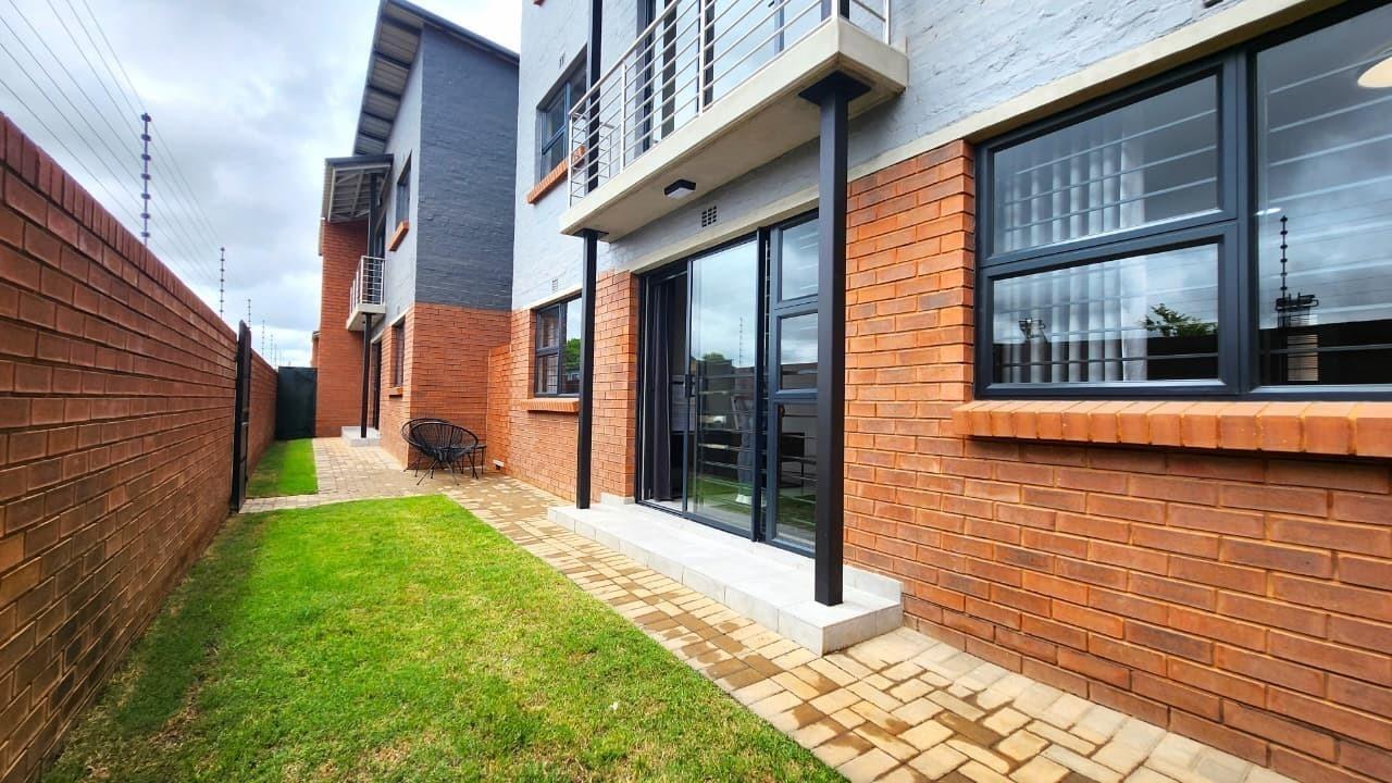 2 Bedroom Apartment in Sinoville