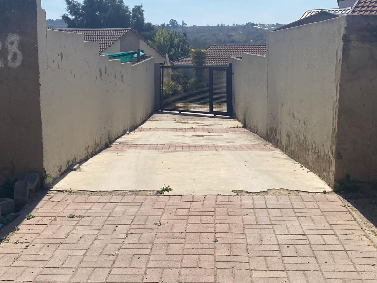 3 Bedroom House in Cosmo City