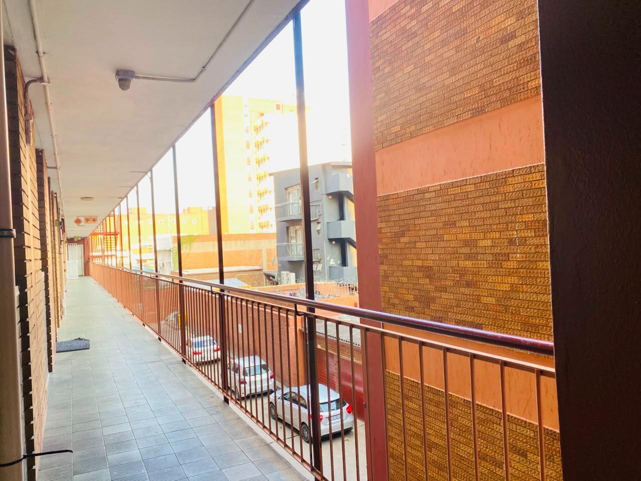 5 Bedroom Apartment in Sunnyside