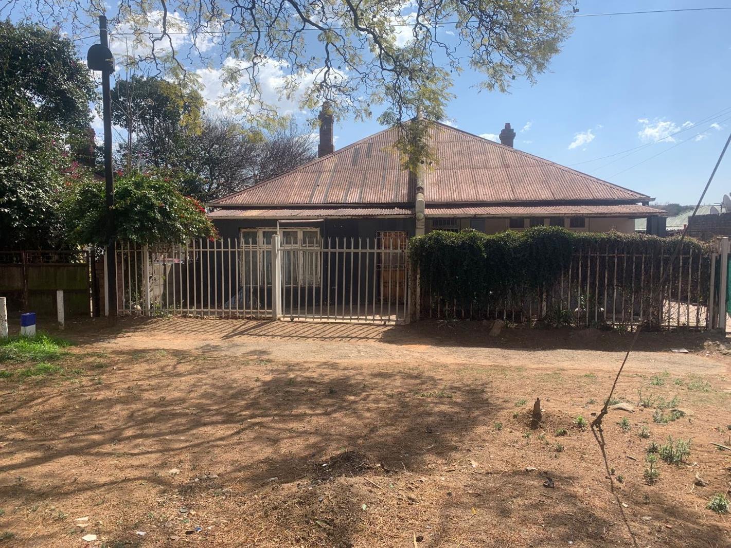 6 Bedroom House in Turffontein