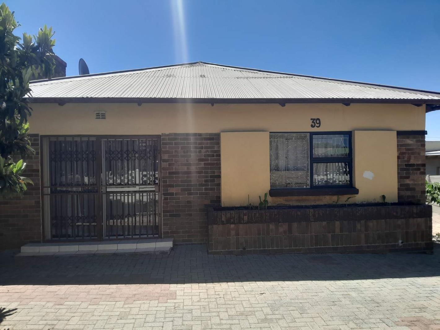3 Bedroom House in South Hills