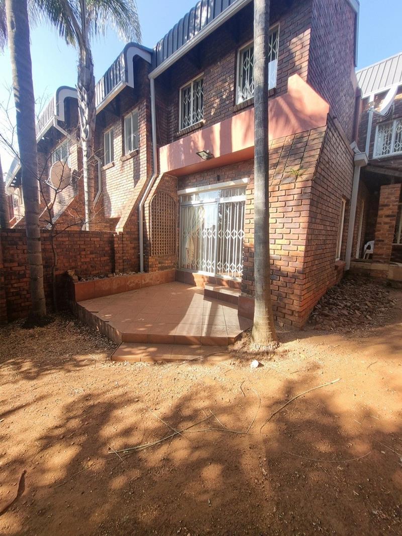 2 Bedroom Townhouse in Moreleta Park