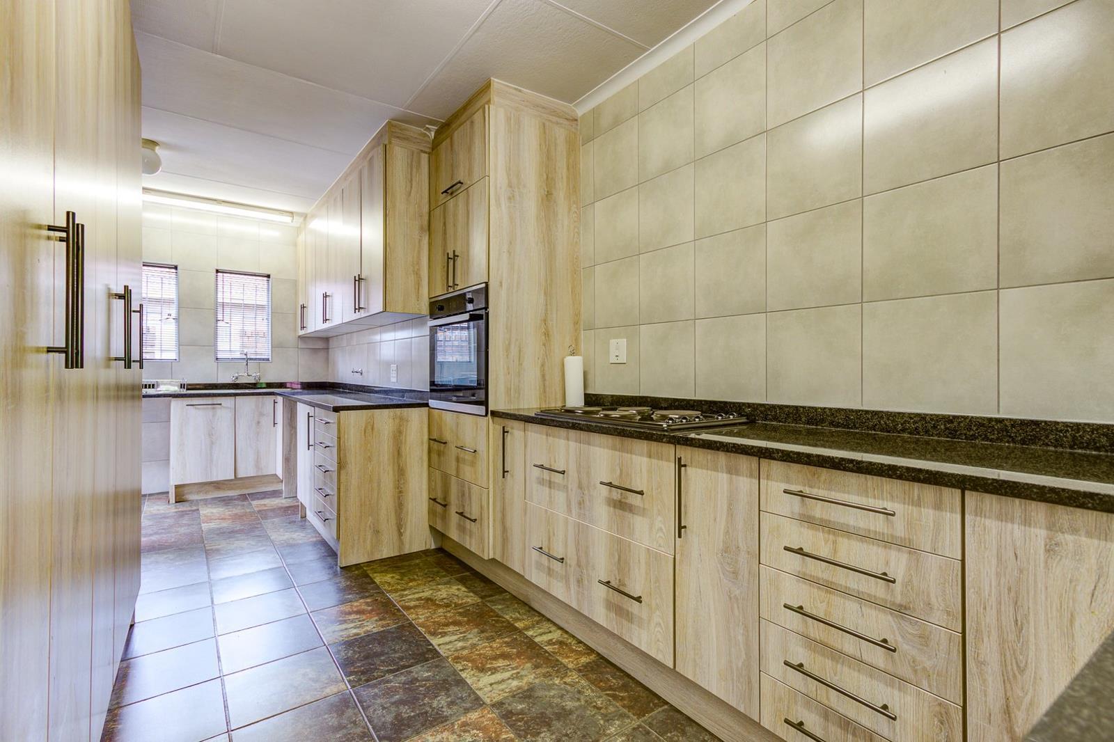 4 Bedroom Apartment in Birchleigh North