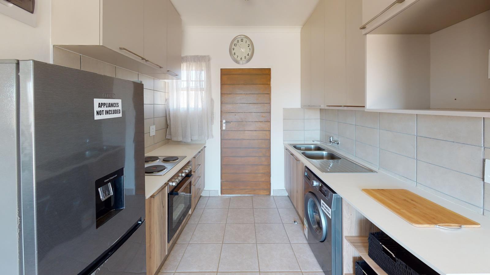 4 Bedroom Apartment in Esther Park