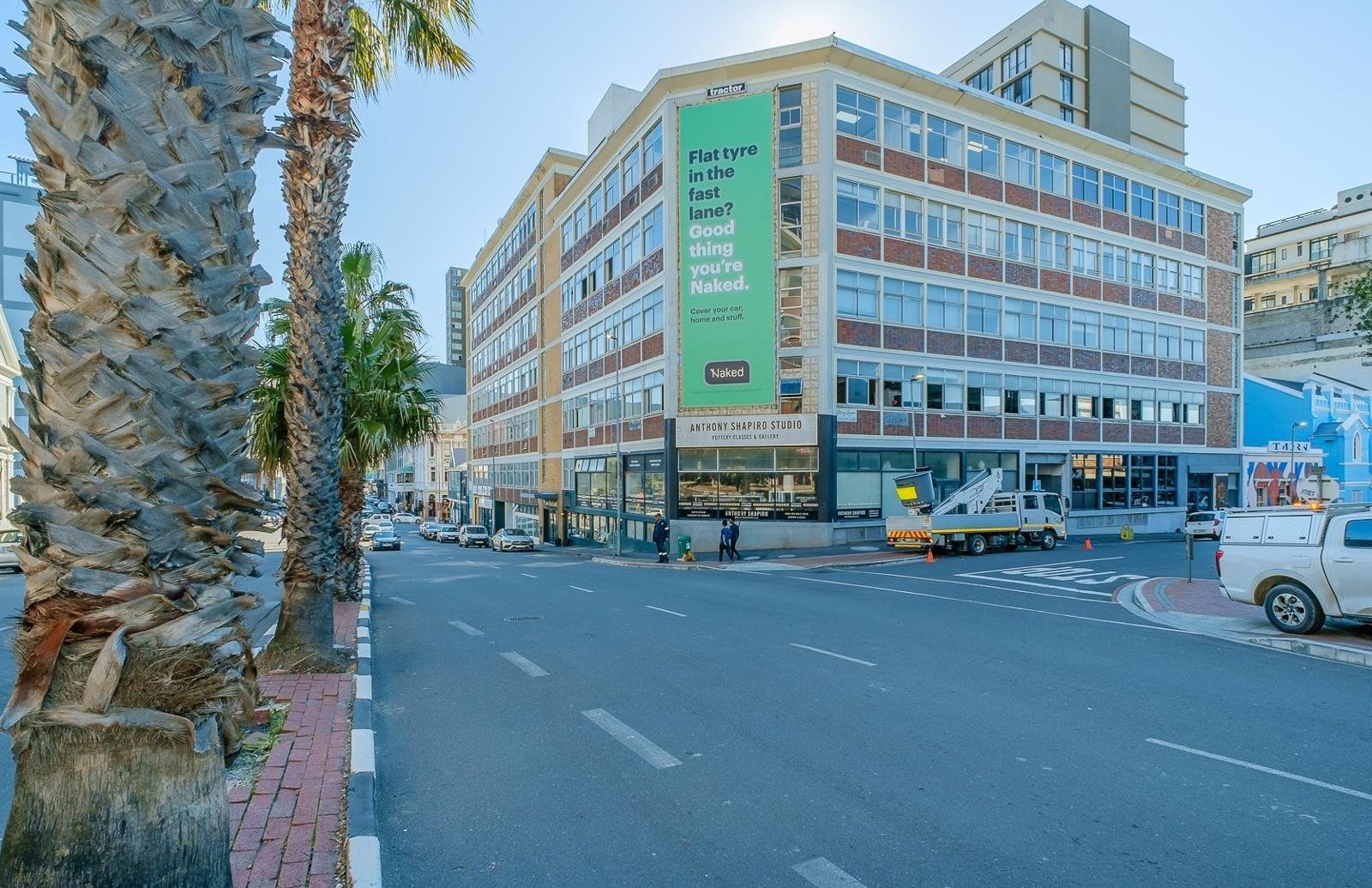 Studio apartment in Cape Town City Centre
