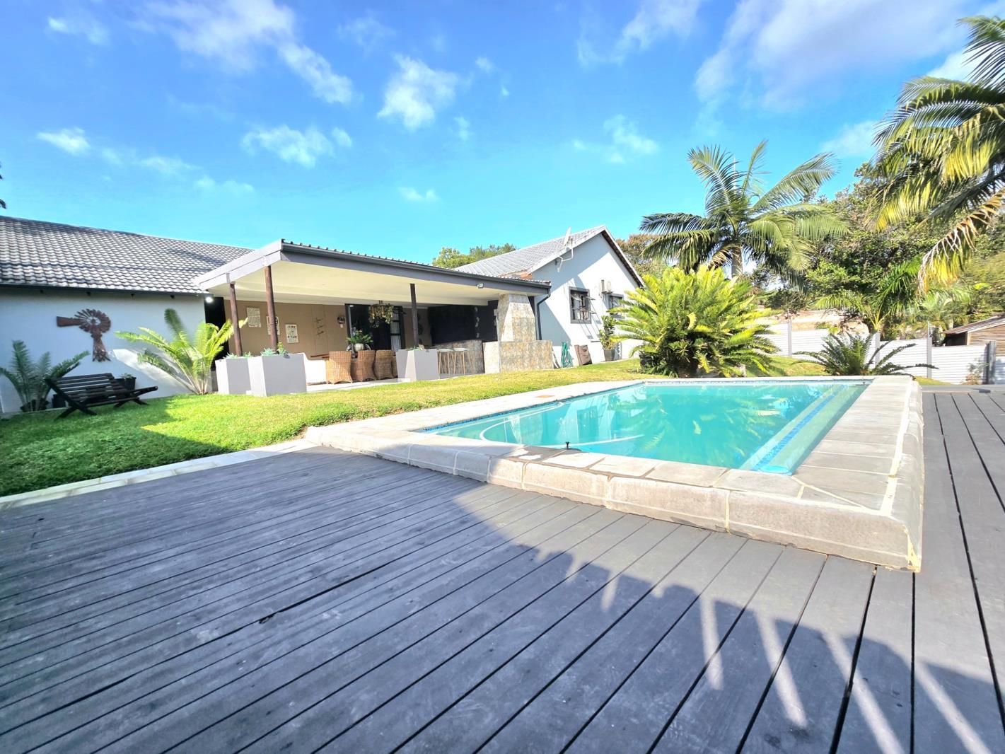 4 Bedroom House in Meer En See