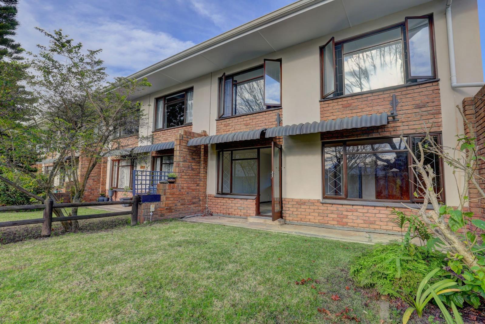1 Bedroom Apartment in George South