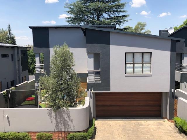 4 Bedroom Cluster in Bryanston East