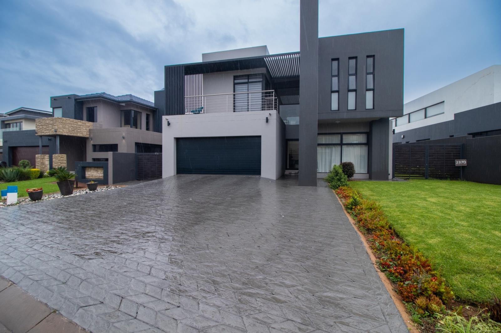 5 Bedroom House in Swallow Hills Lifestyle Estate
