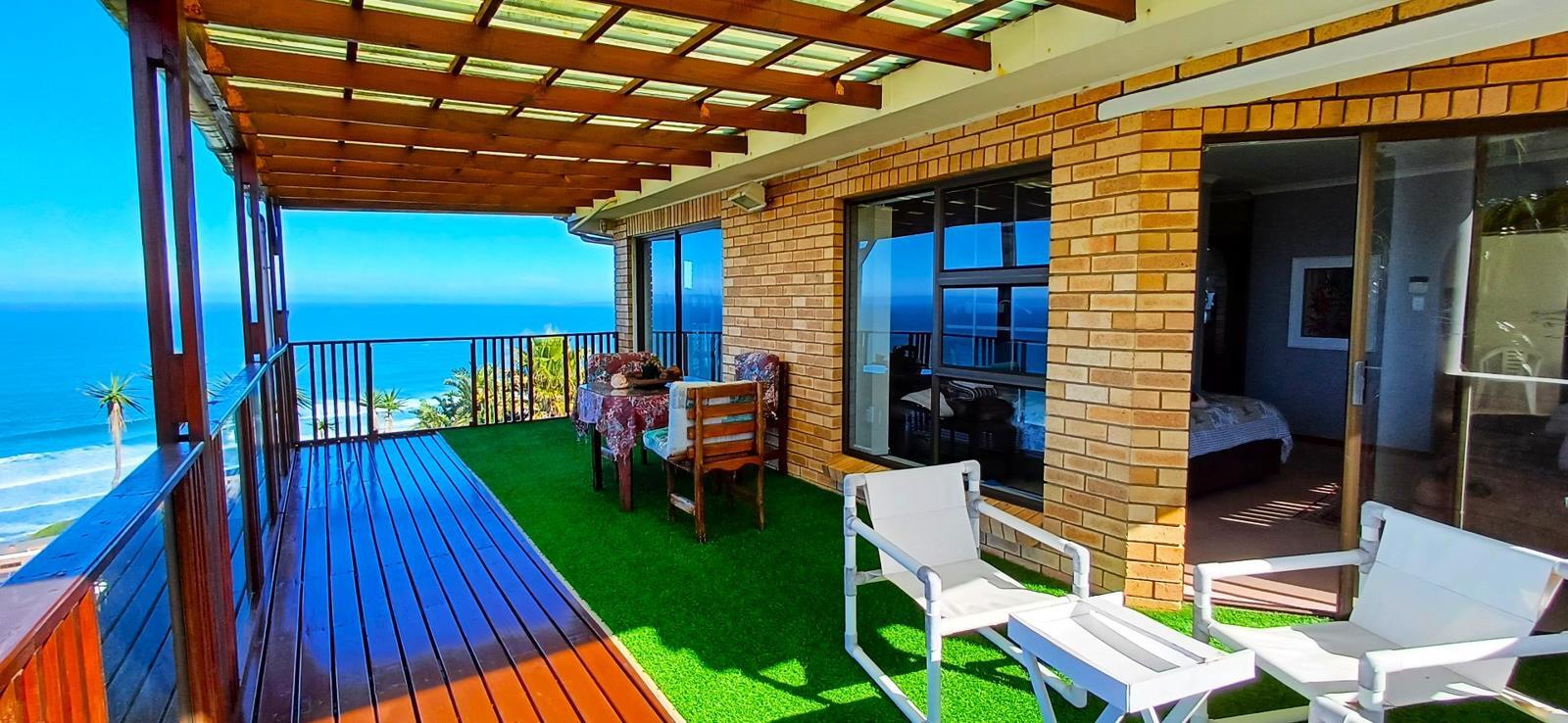5 Bedroom House in Dana Bay