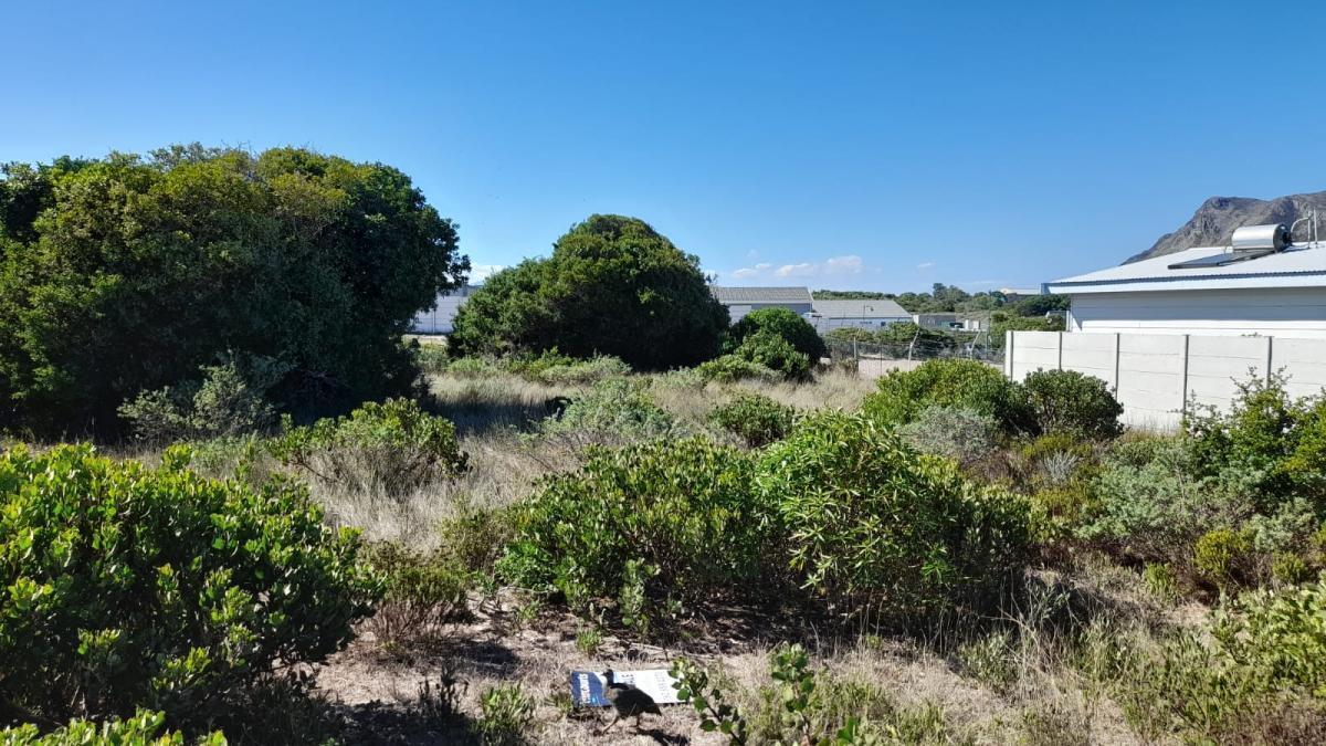 618 m² Land available in Kleinbaai