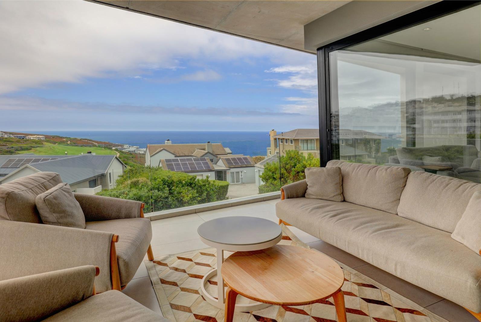 3 Bedroom House in Pinnacle Point Golf Estate