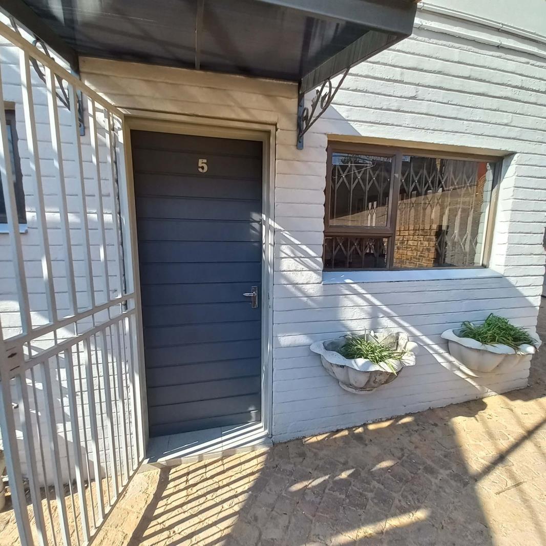 1 Bedroom Garden Cottage in Bedfordview