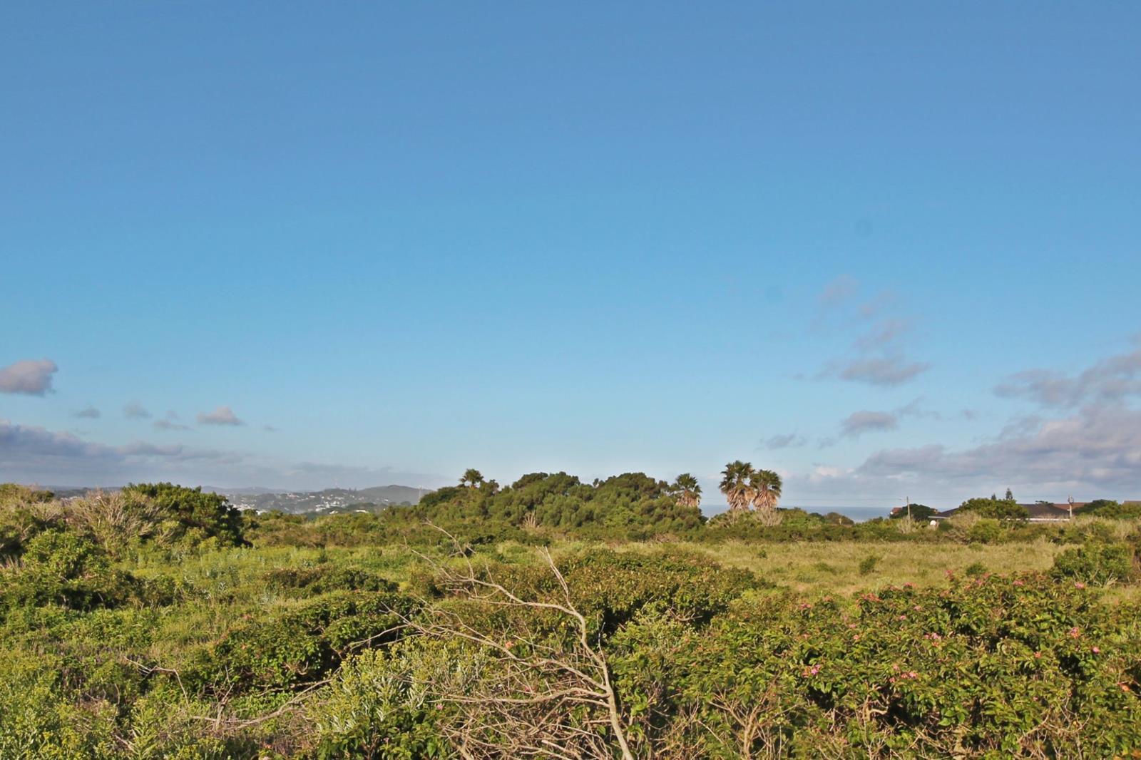 1 493 m² Land available in Forest Downs