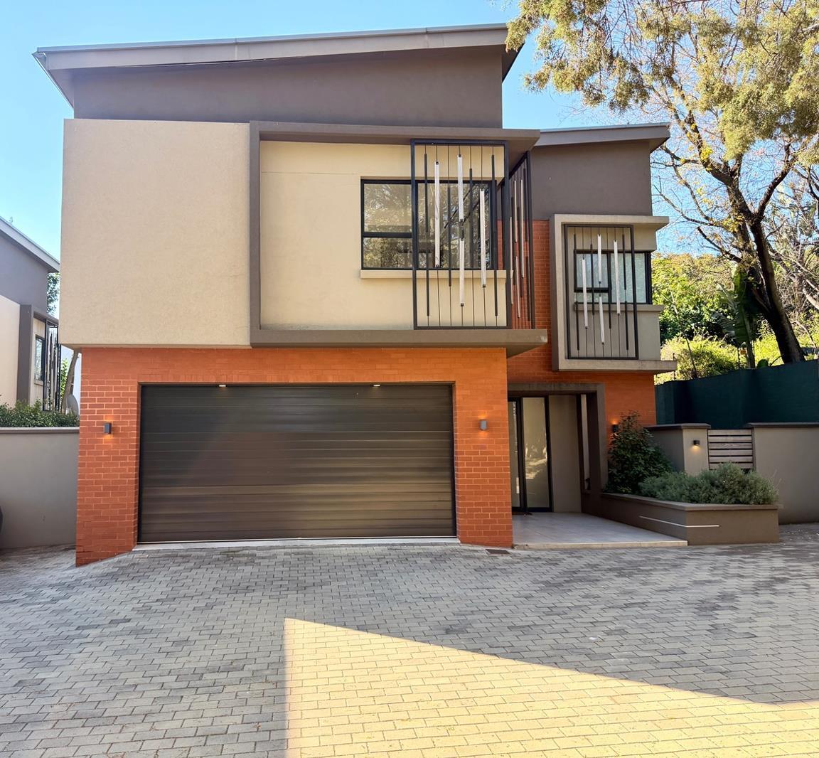 3 Bedroom House in Morningside Manor
