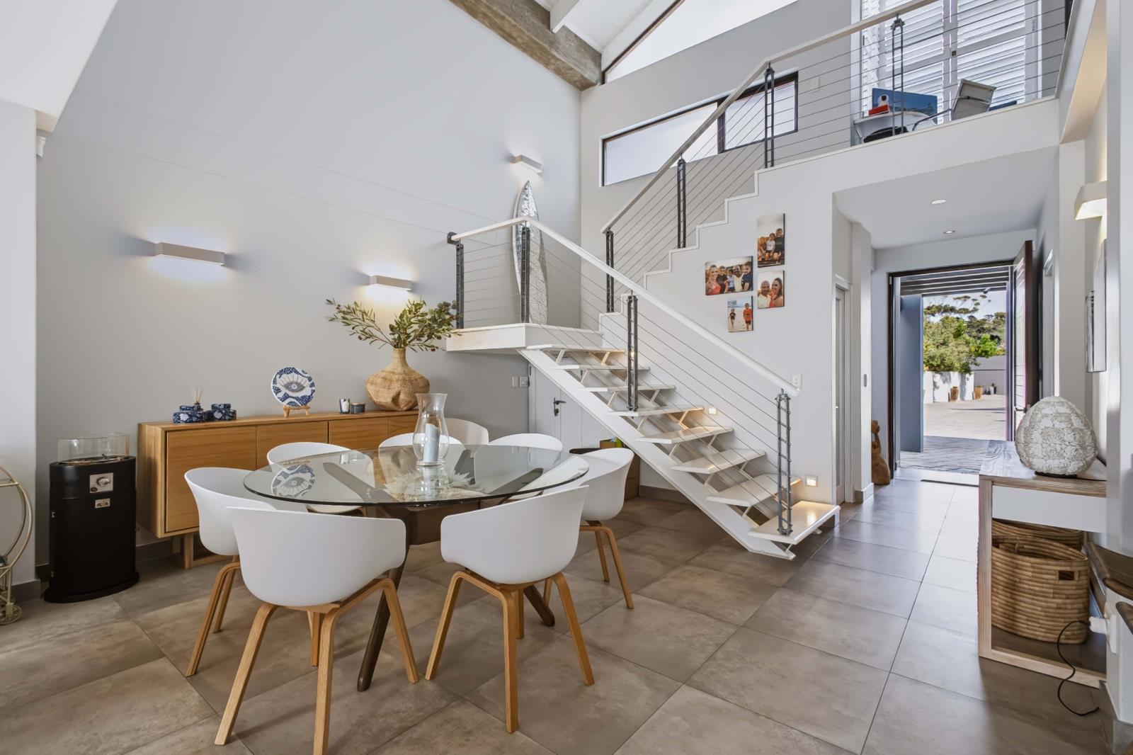 3 Bedroom Apartment in Seaside Longships