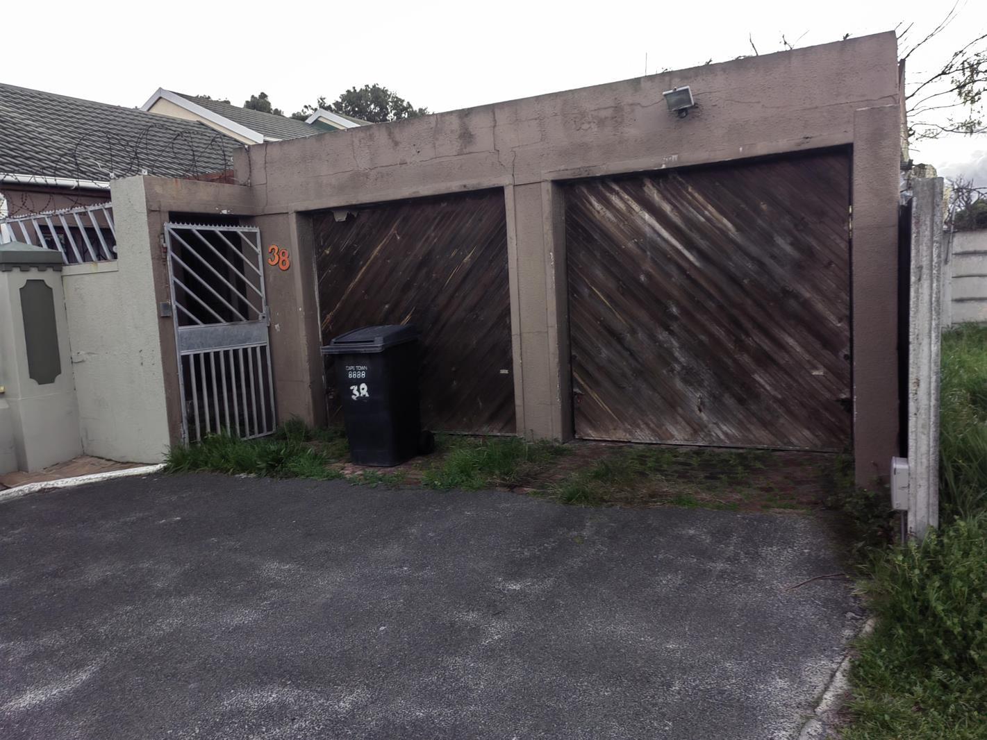 3 Bedroom House in Ottery