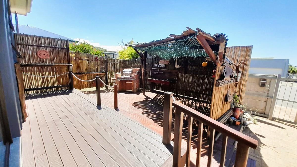 3 Bedroom House in Stilbaai Wes