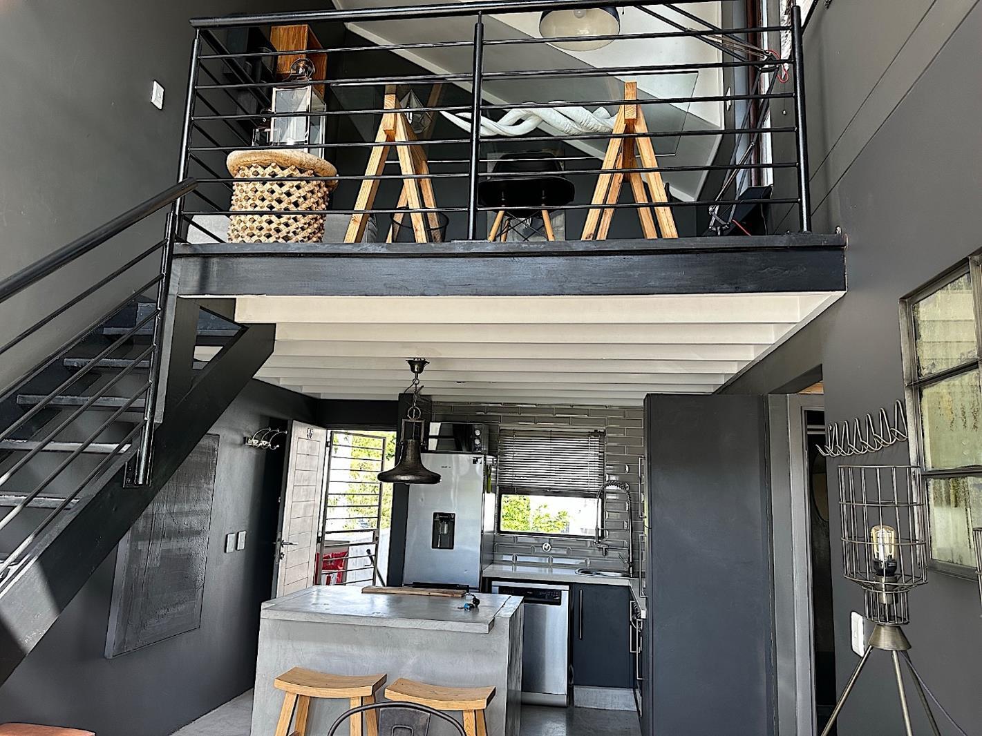 1 Bedroom Apartment in Douglasdale