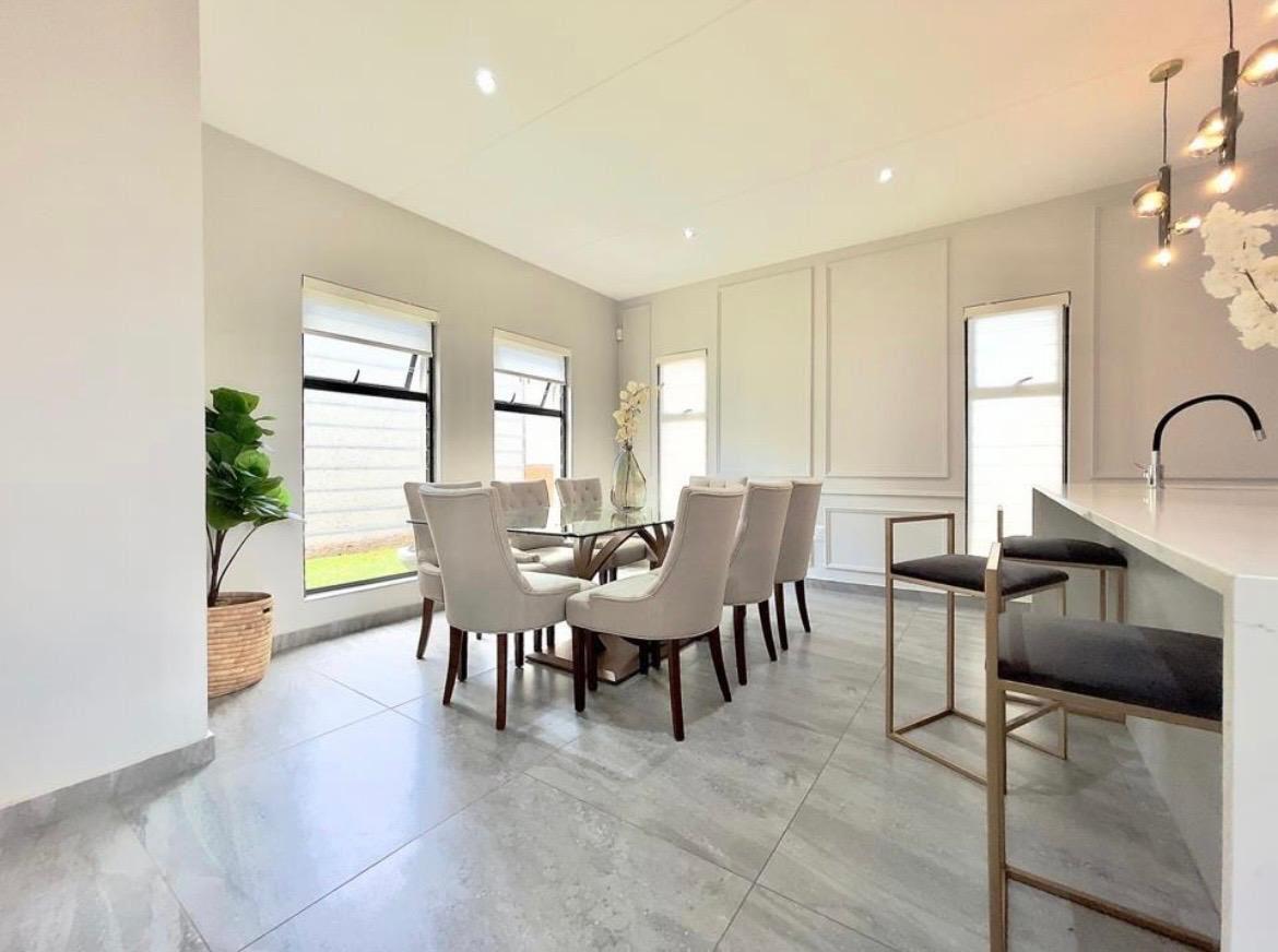 3 Bedroom House in Carlswald Estate