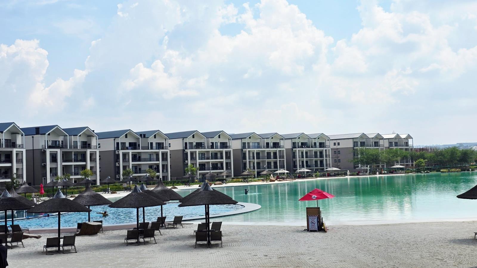 1 Bedroom Apartment in Waterfall