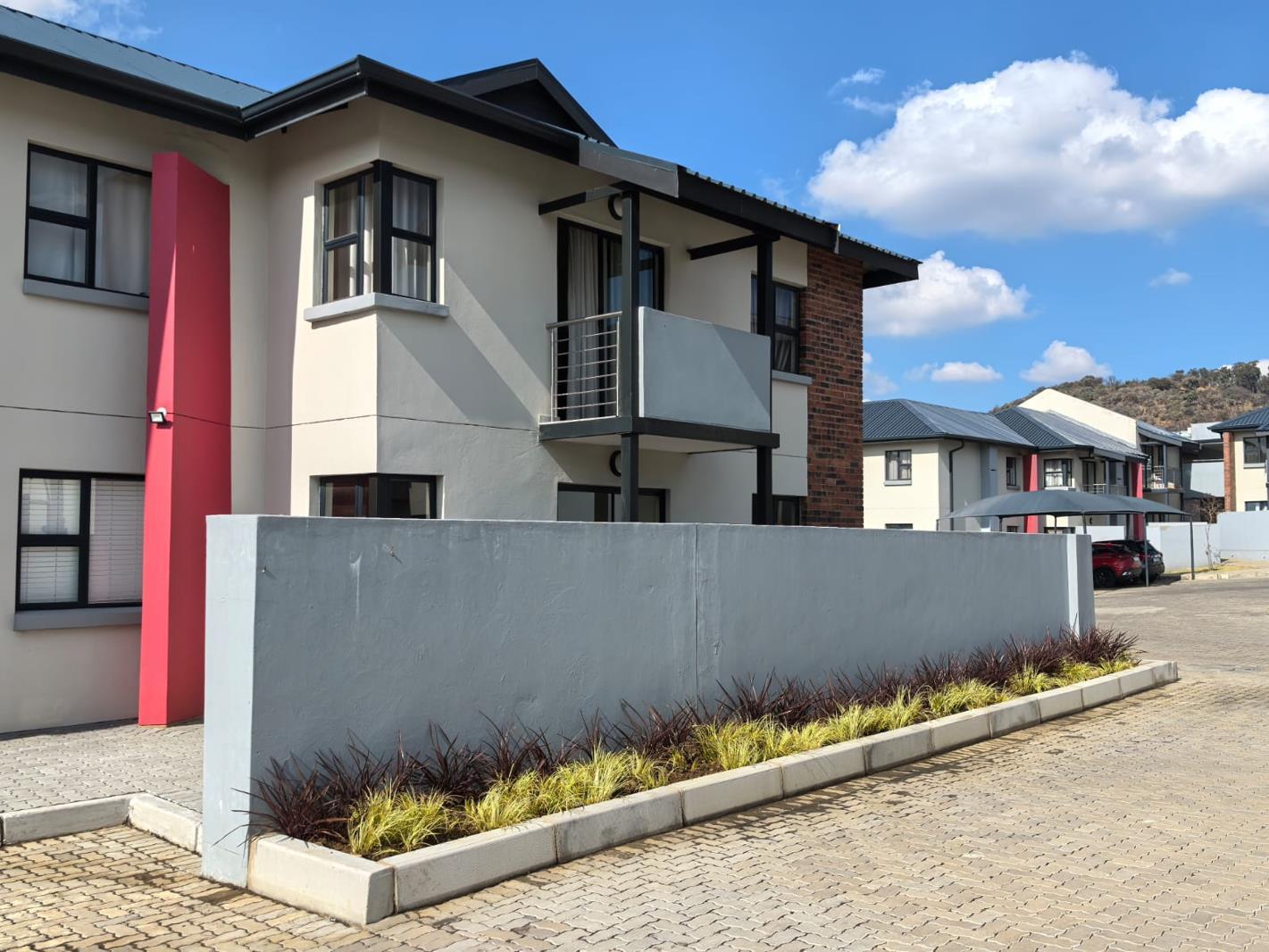 2 Bedroom Apartment in Alan Manor
