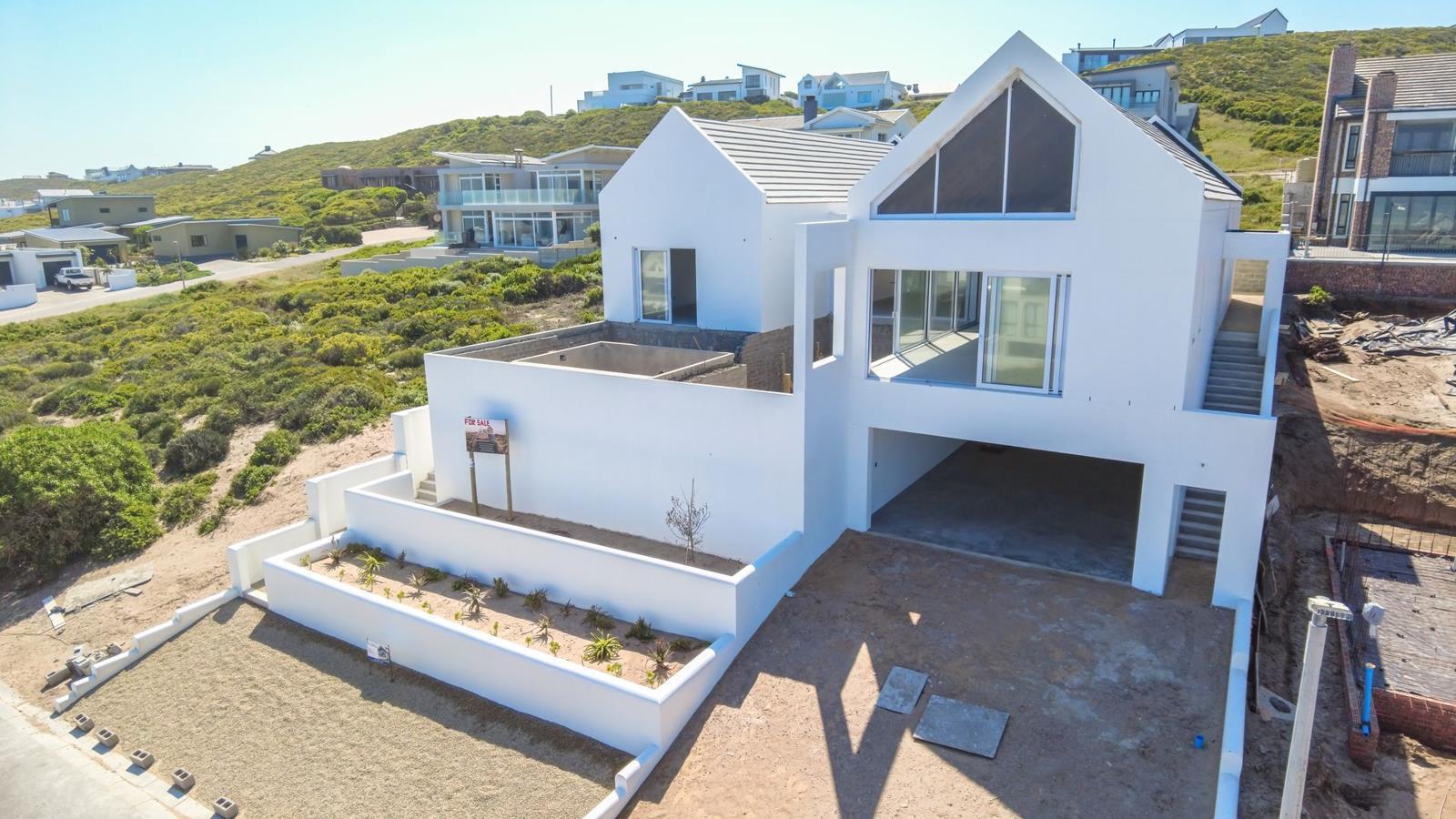3 Bedroom House in Pearl Bay