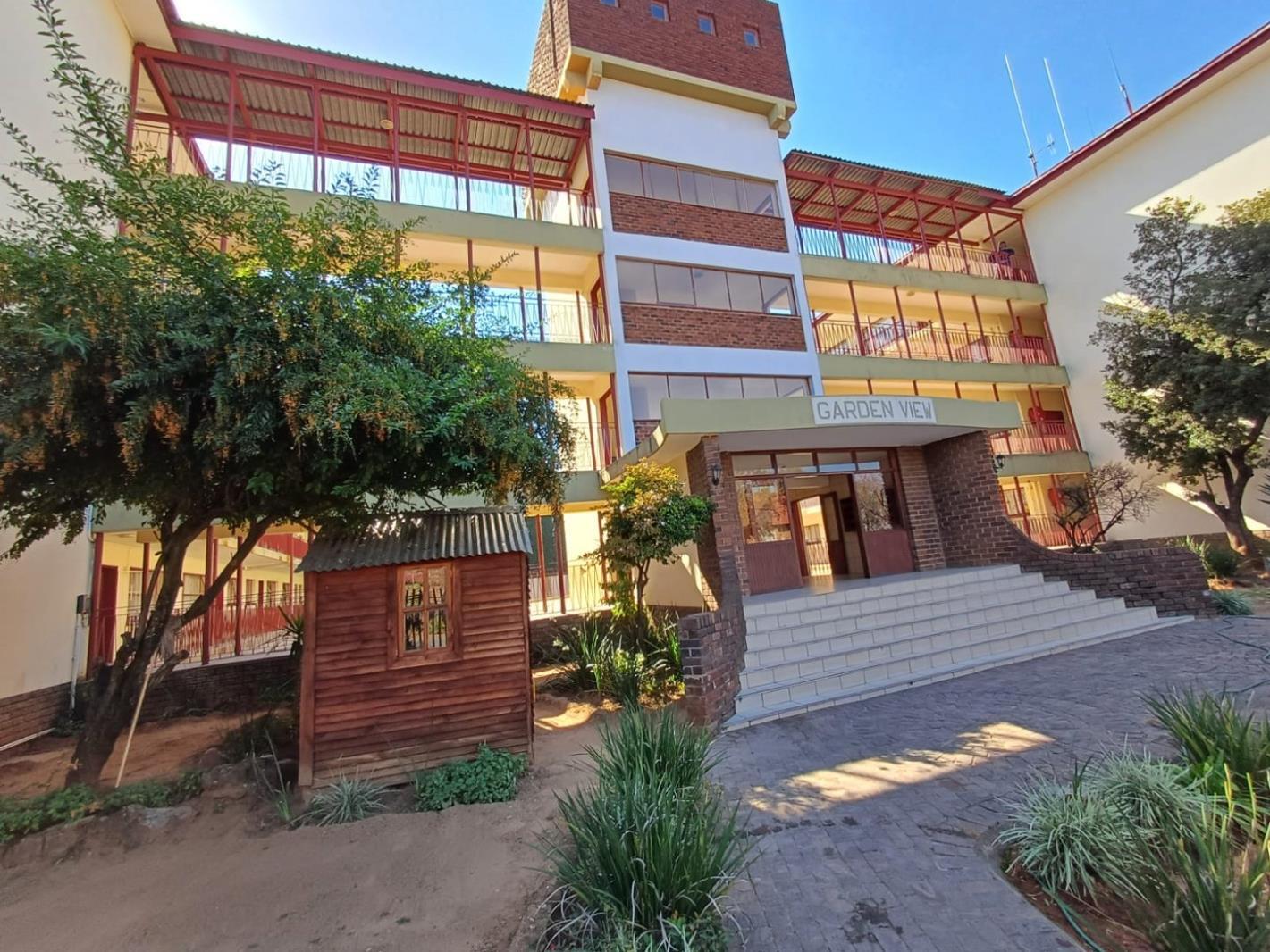 2 Bedroom Apartment in Kensington B