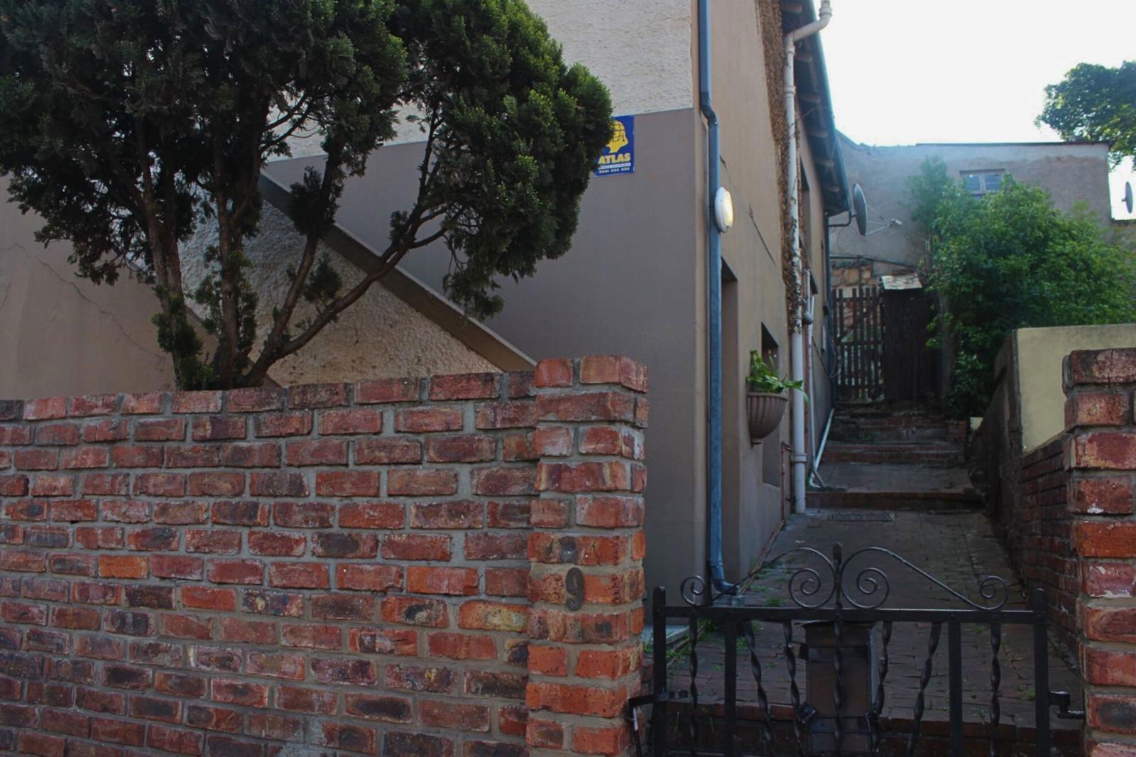 2 Bedroom House in Port Elizabeth Central