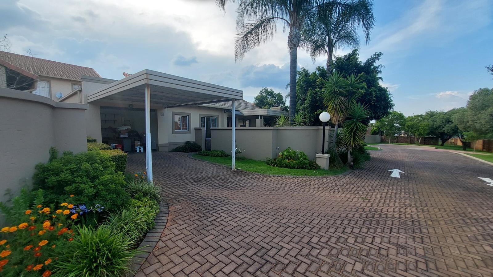 4 Bedroom Townhouse in Amberfield