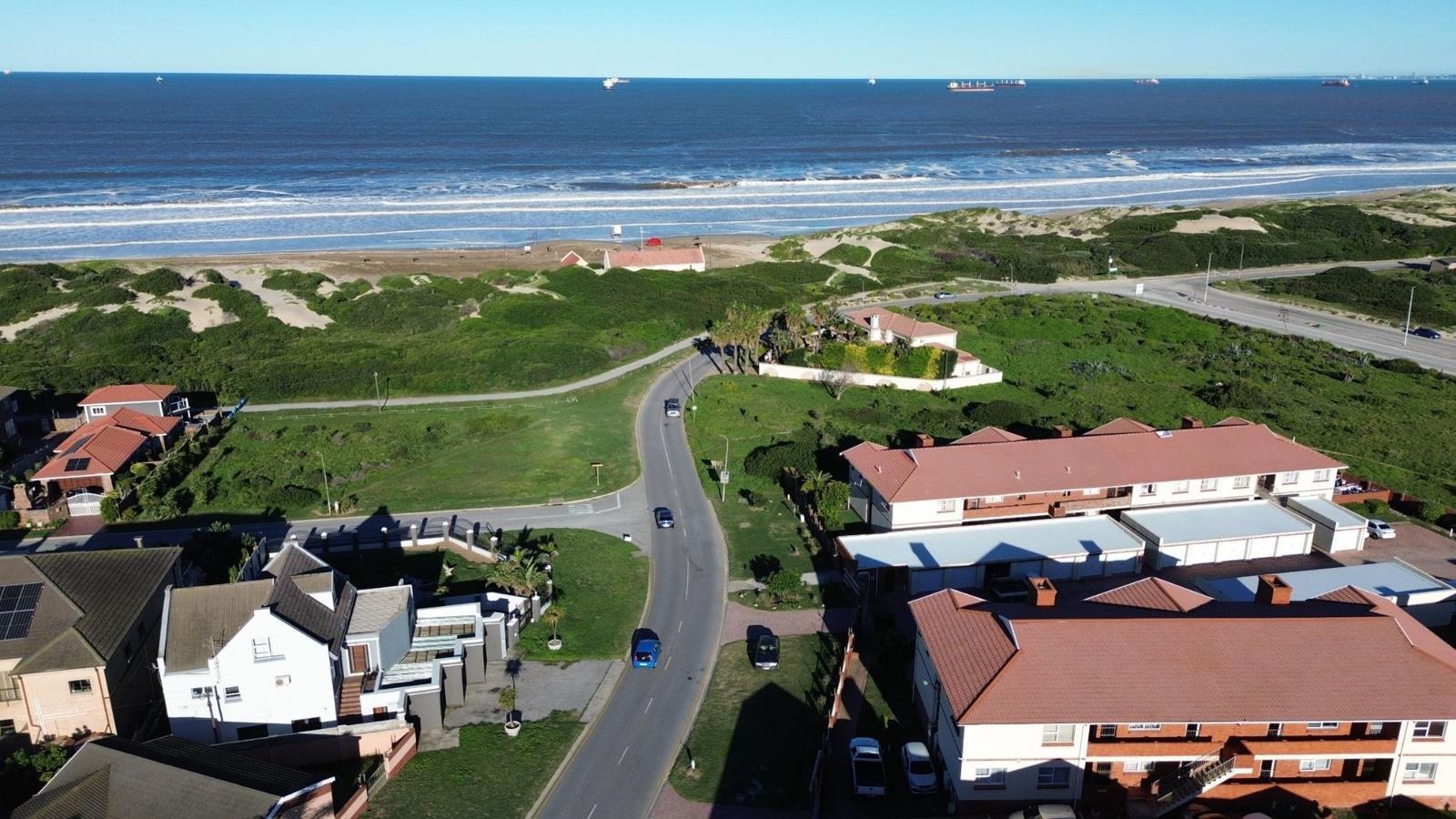 3 Bedroom Apartment in Bluewater Bay