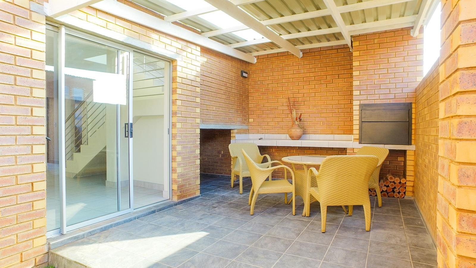 3 Bedroom Townhouse in Glen Marais