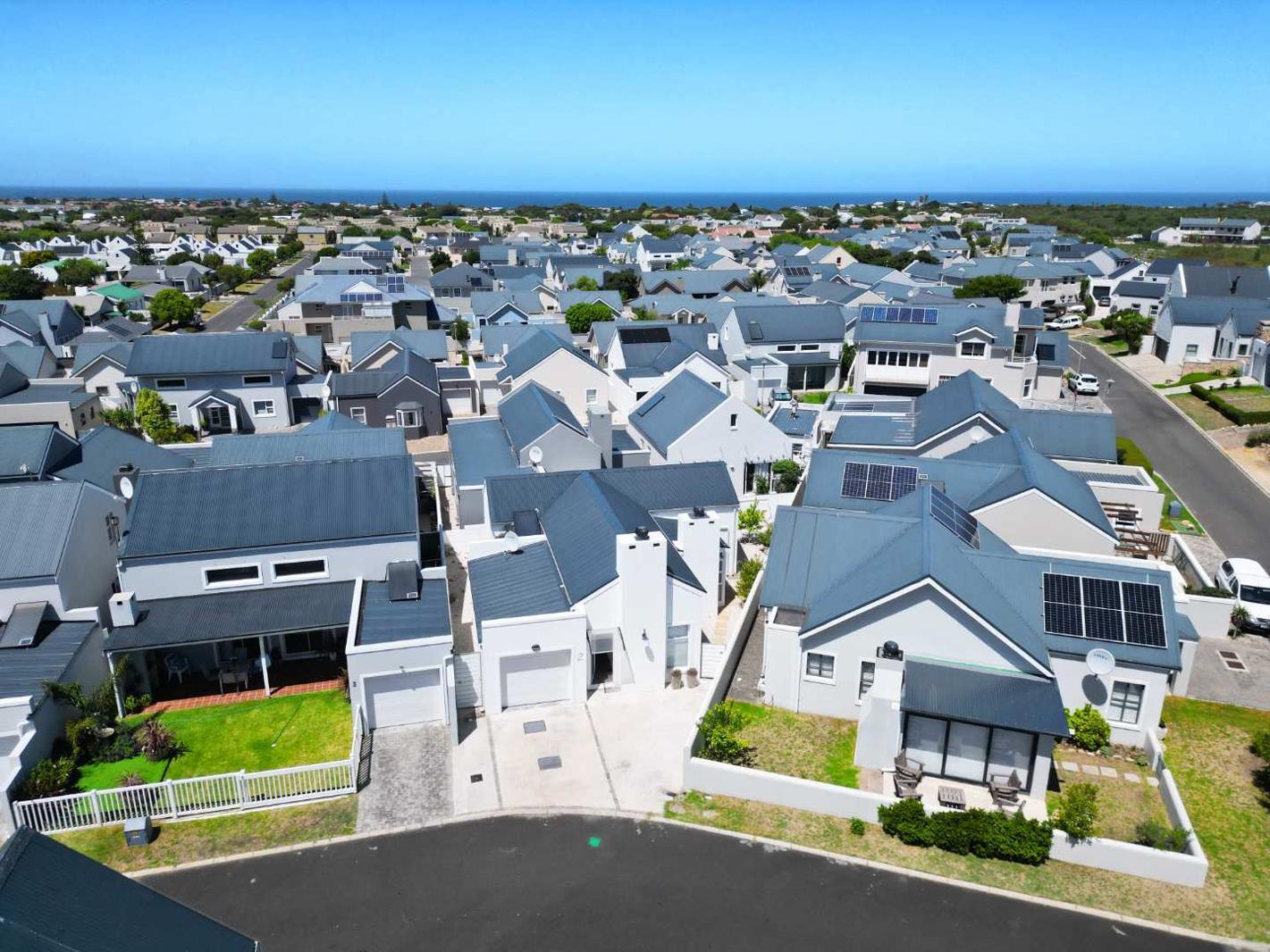 2 Bedroom House in Sandbaai