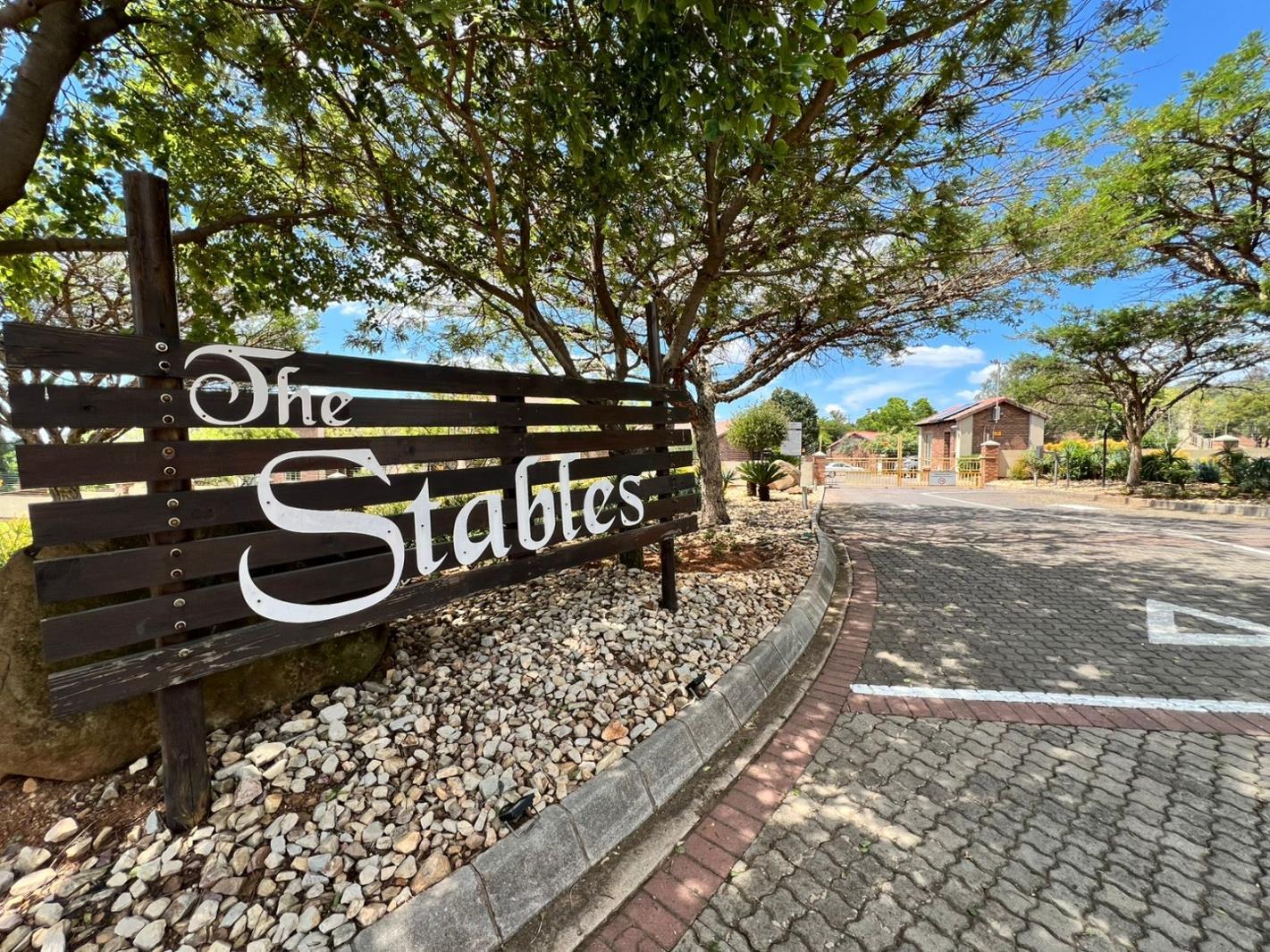 2 Bedroom Apartment in Mooikloof Ridge