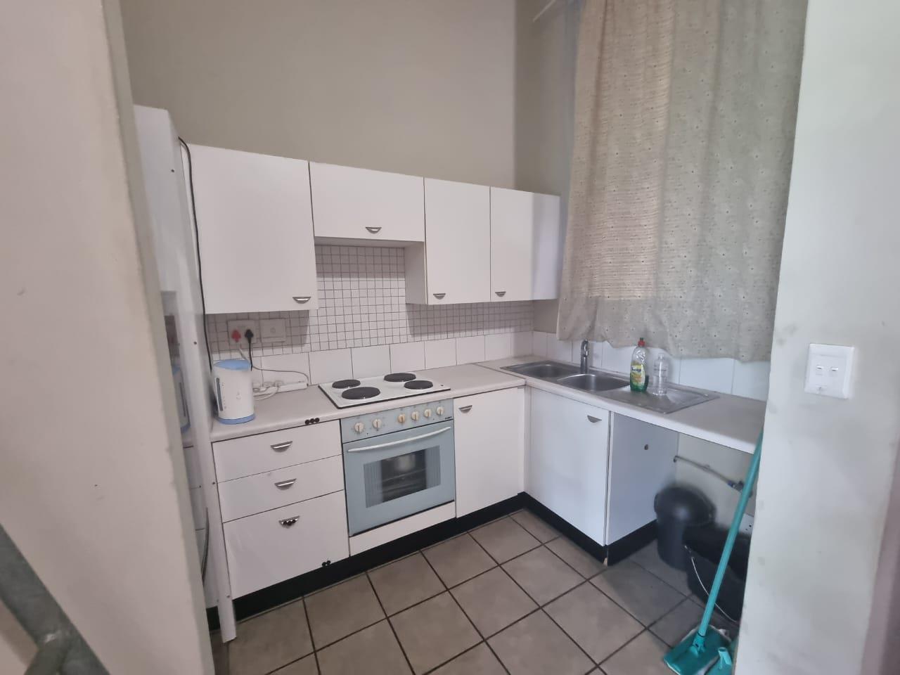 Studio Apartment in Houghton Estate