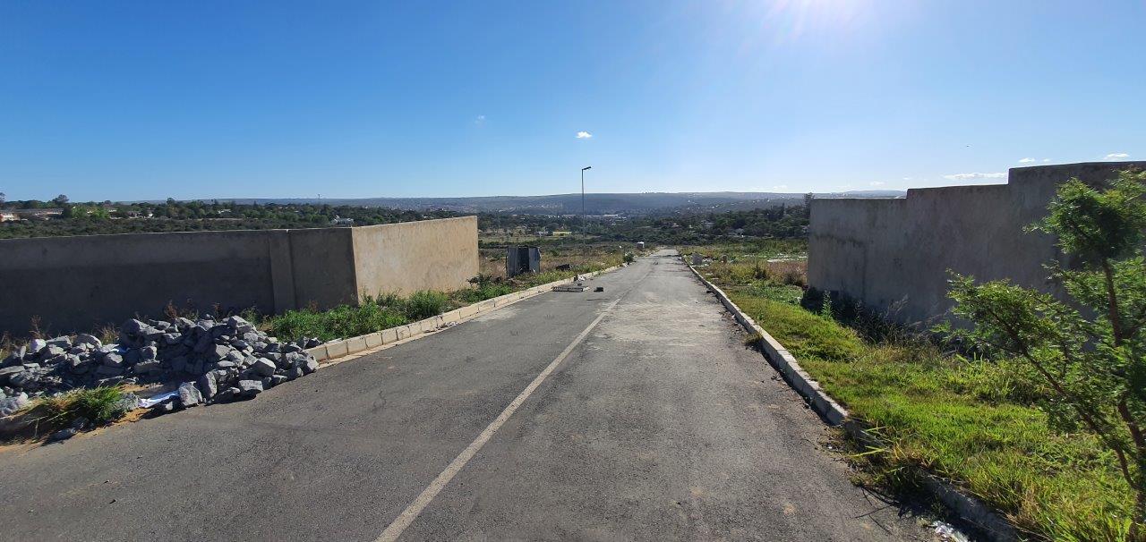 1 340 m² Land available in King Williams Town (Qonce) Central