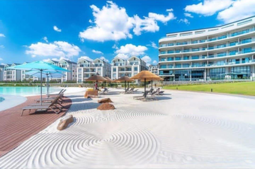 2 Bedroom Apartment in Waterfall Estate