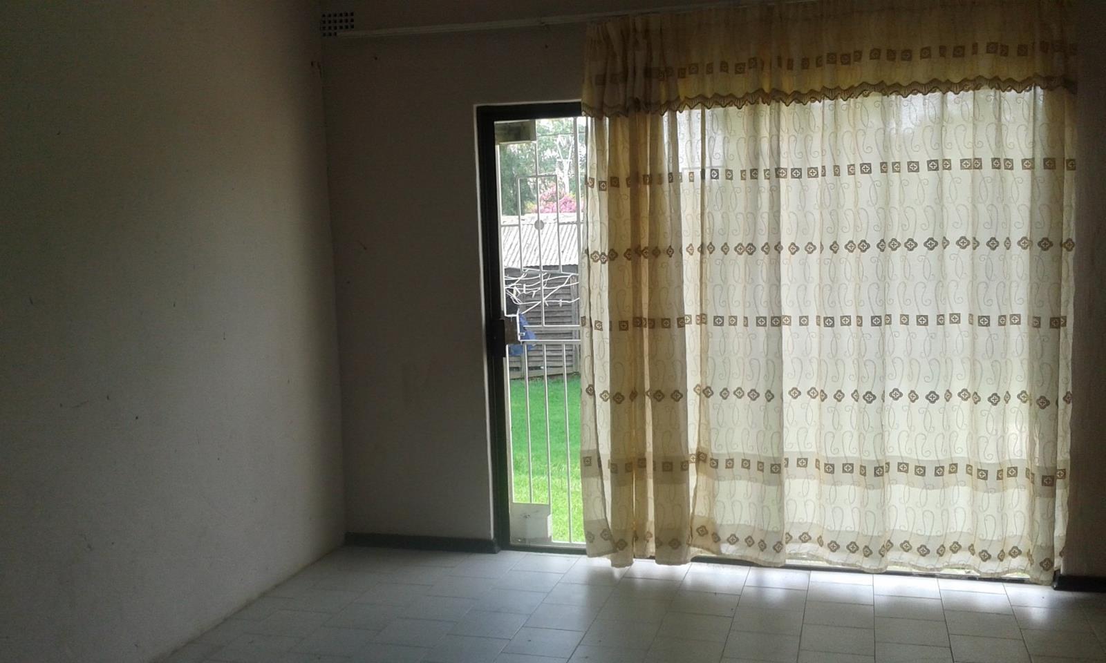 1 Bedroom Garden Cottage in Freeway Park